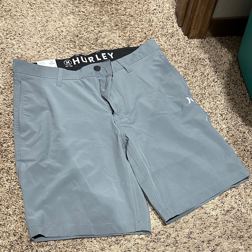 Hurley Men's Light Gray Hybrid Walkshort Shorts Size 32 - 20inch